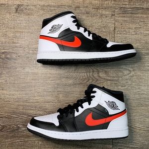Jordan 1 Retro Mid